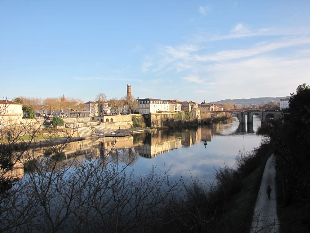 View of Villeneuve-Sur-Lot